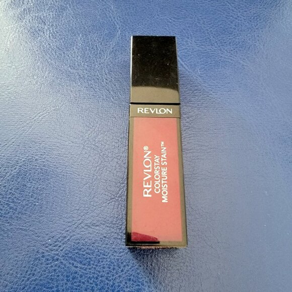 Revlon ColorStay Moisture Stain Lipstick Shade 005 Parisian Passion - Picture 6 of 11